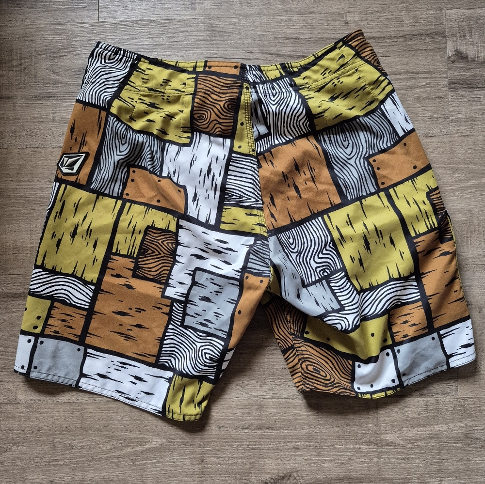 Volcom Camp Ramp Board Shorts - Picture 3 of 3